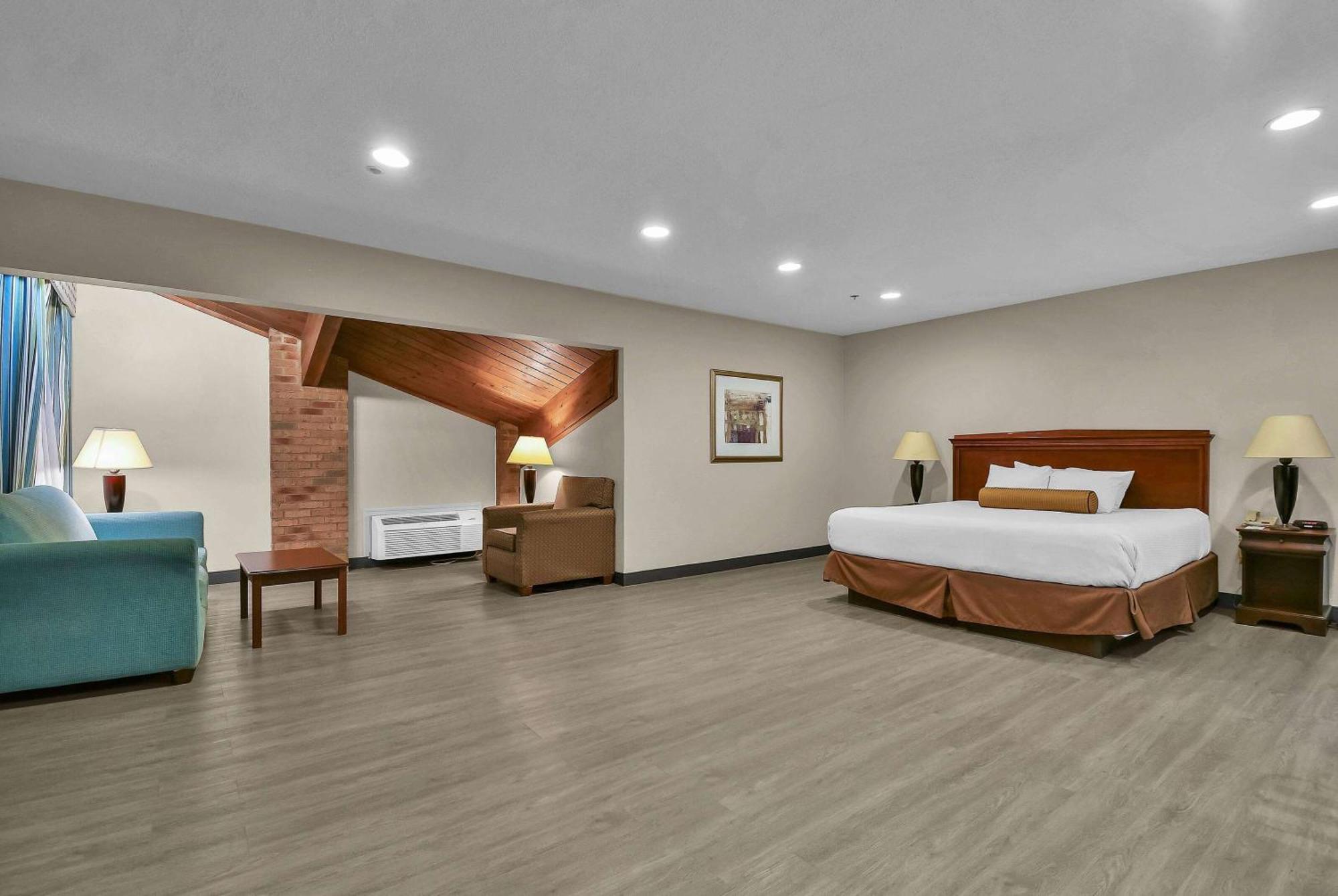 Baymont By Wyndham Zanesville Exterior foto